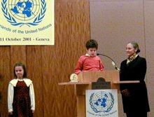 Los ganadores de una Competencia  de Ensayos a nivel europeo, tres jóvenes de Hungría, República Checa y Austria, fueron honrados en las Naciones Unidas, en Ginebra.